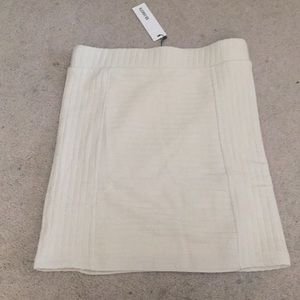 BB Dakota sweater material winter white skirt